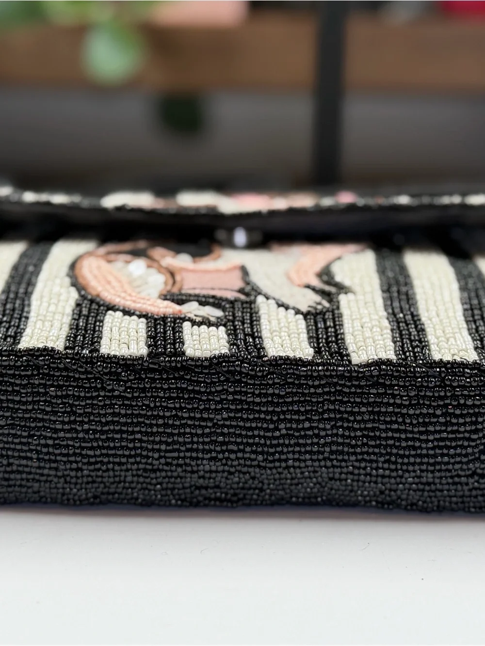 Viral Sol and Mer Beaded Frenchie French Bulldog Baguette Purse NWT